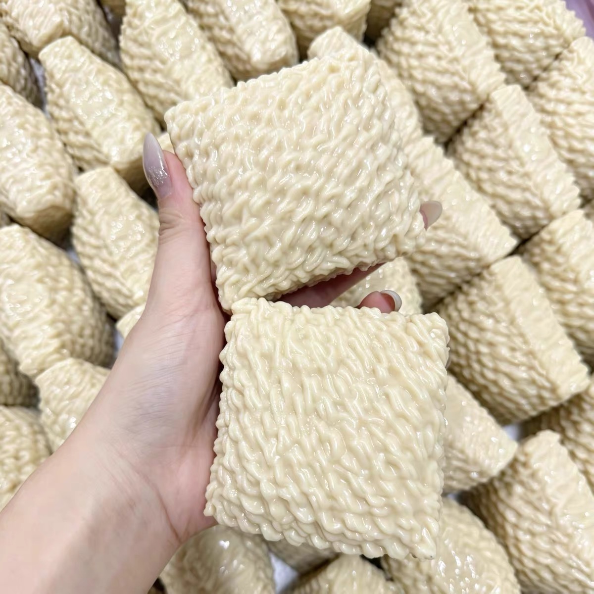 Boule anti-stress souple en fo - Building Blocks avis et prix